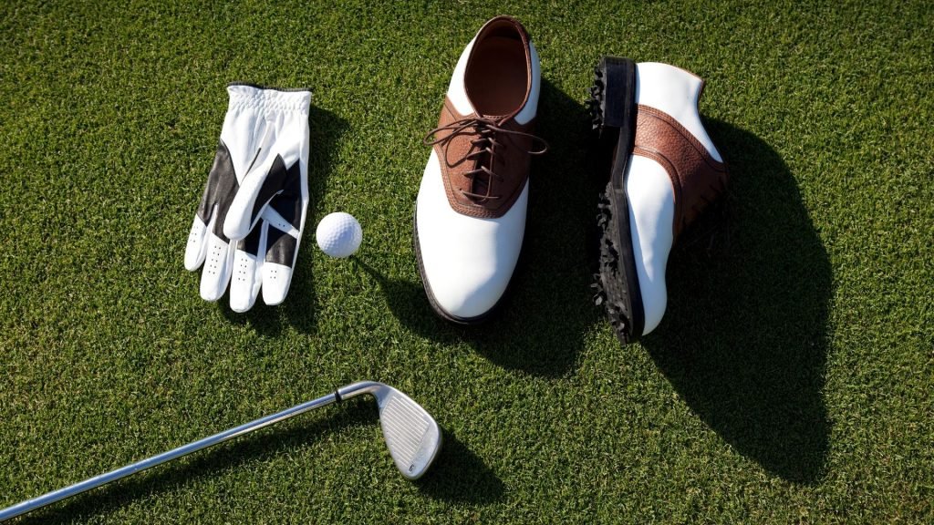 Best Golf Shoes for Narrow Feet