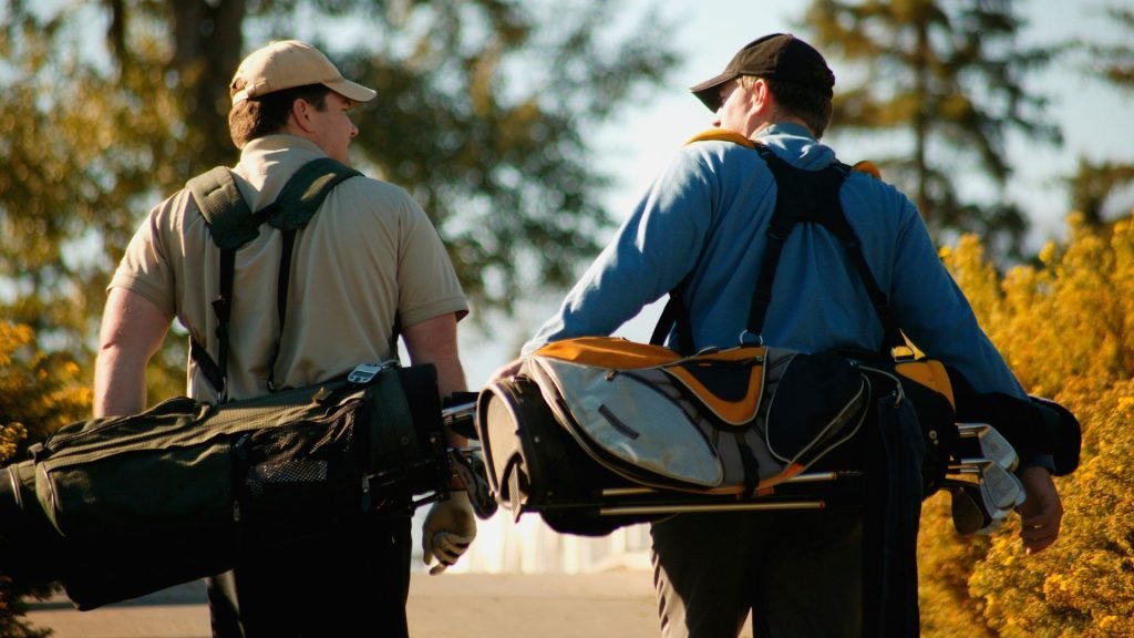 Advantages of Using a Travel Golf Bag