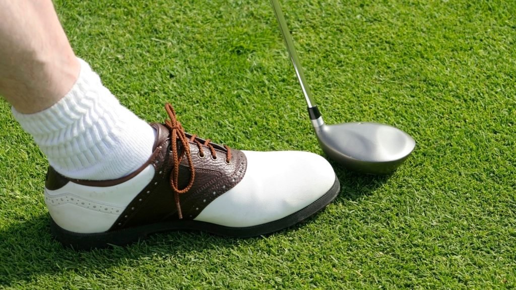 Best Luxury Golf Shoes